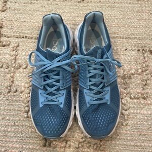 On Cloud OC Cloudswift